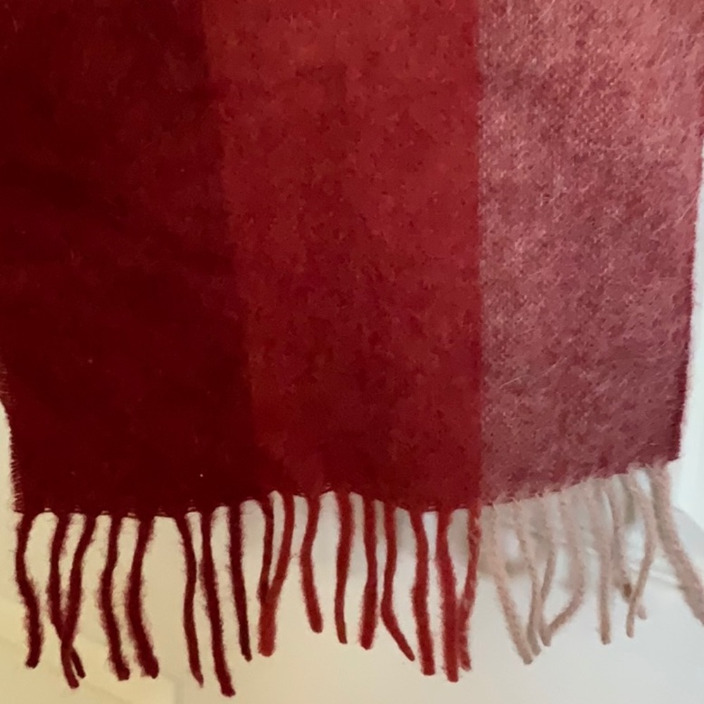 NWOT..100% ALPACA SCARF..hand woven in Peru